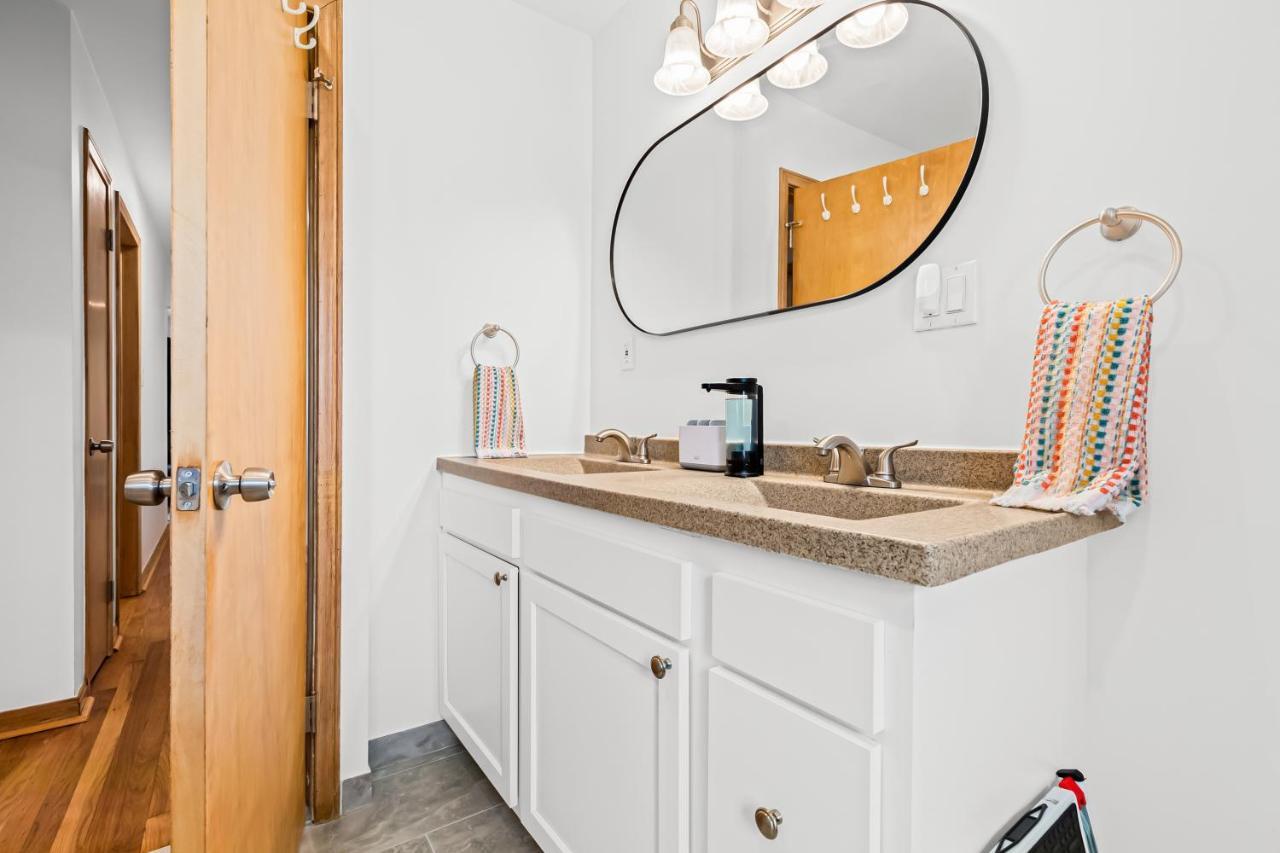 Family-Friendly, Multi-Day Sale, 15 Mins To Downtown Villa Detroit Eksteriør bilde